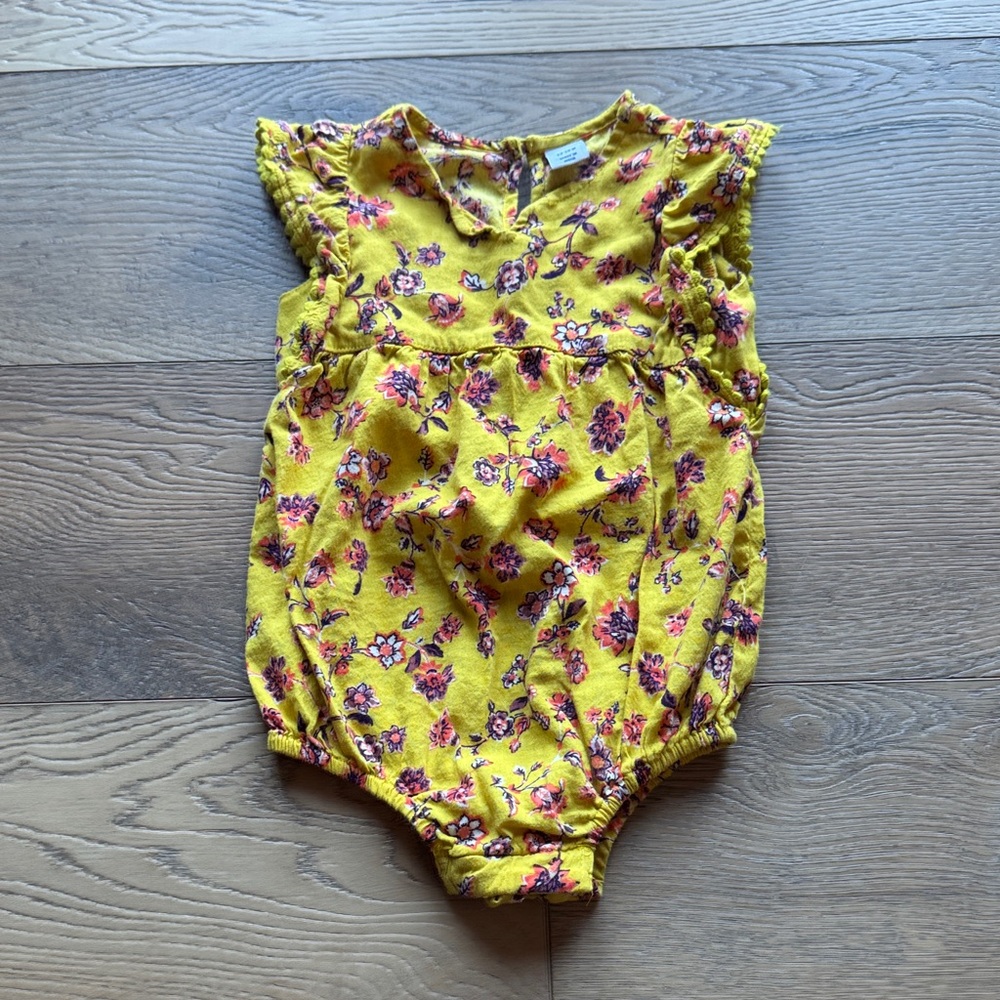 Little GIRLS Yellow Floral Baby Romper